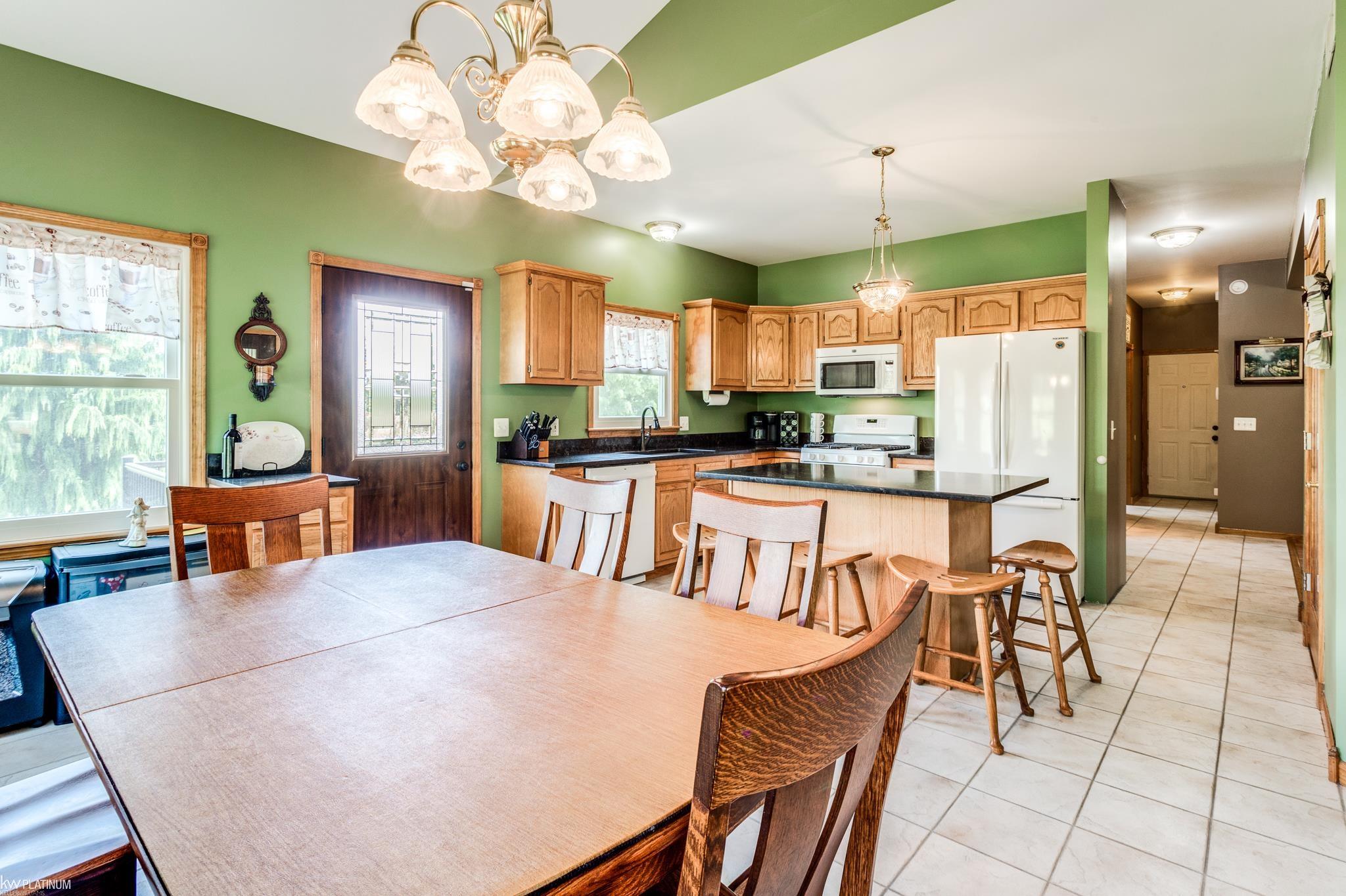 8066 Duquette Road Yale, MI 48097 - Photo 7 of 33