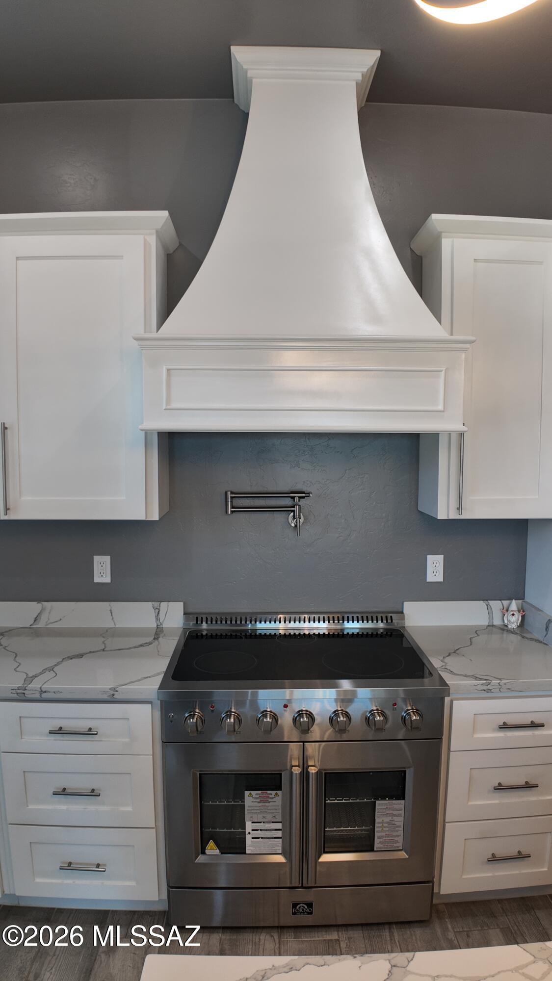 339 Circulo Chica Rio Rico, AZ 85648 - Photo 7 of 42 339 circulo area electric range 49