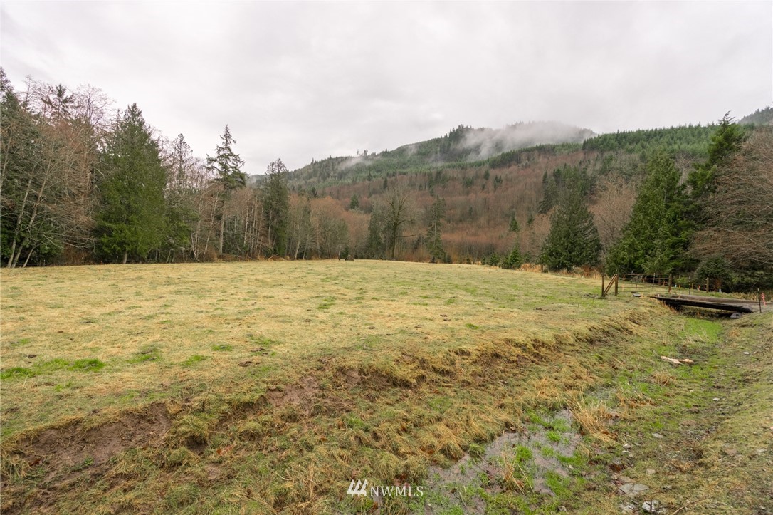 1045 Old Samish Road Bellingham, WA 98229 - Photo 12 of 25 Gallery Image 12