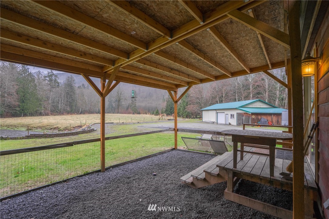 1045 Old Samish Road Bellingham, WA 98229 - Photo 7 of 25 Gallery Image 7