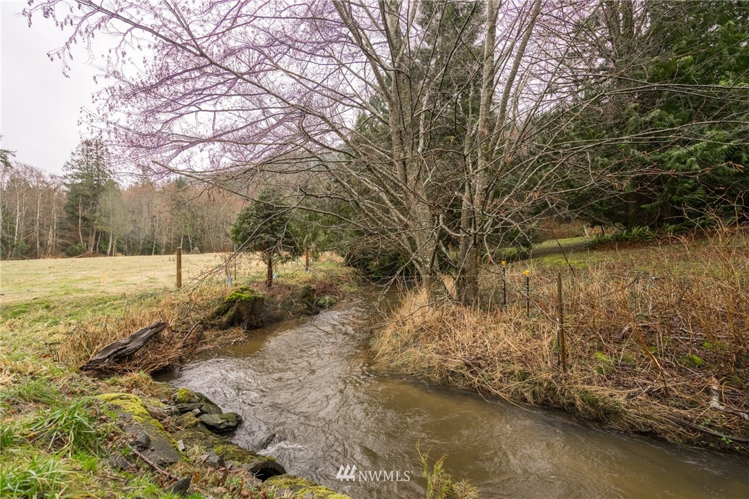 1045 Old Samish Road Bellingham, WA 98229 - Photo 9 of 25 Gallery Image 9