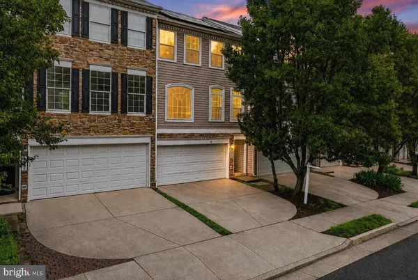 $675,000 | 43686 Phelps Terrace, Ashburn, VA 20147