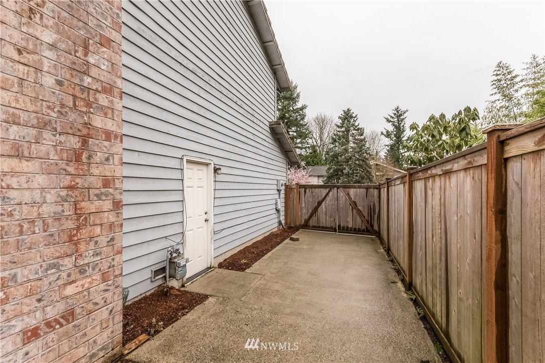 16241 Southeast 176th Place Renton, WA 98058 - Photo 13 of 16 Gallery Image 13