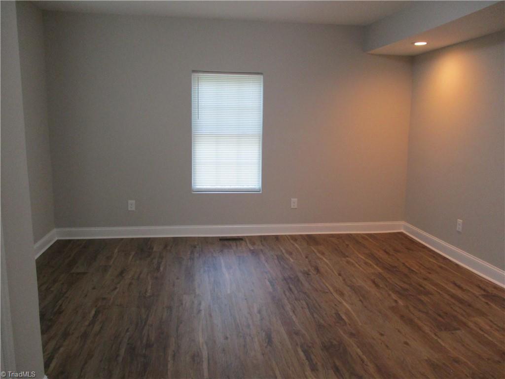 1107 Tipton Street High Point, NC 27262 - Photo 17 of 50 Dining room