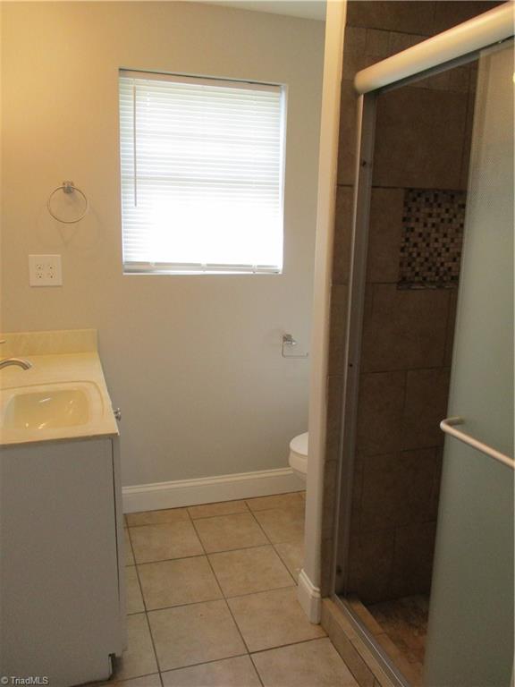 1107 Tipton Street High Point, NC 27262 - Photo 41 of 50 2nd full bath upstairs