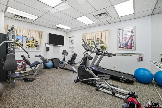 $1,350,000 | 4 Westfield Road, White Plains, NY 10605