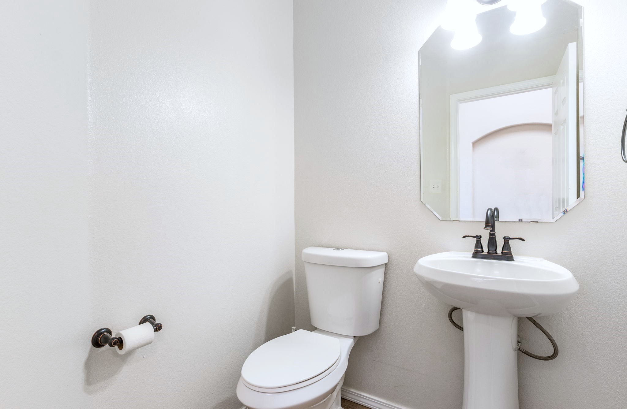 200 Aldaba Circle Northeast Rio Rancho, NM 87124 - Photo 30 of 39
