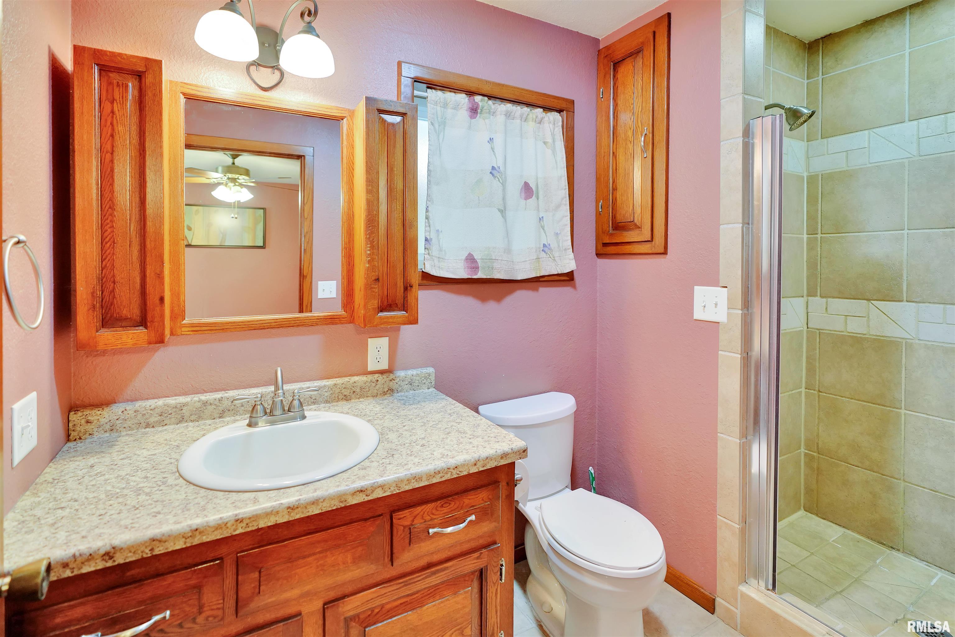 21210 Silver Creek Road Farmington, IL 61531 - Photo 23 of 62 Gallery Image 23
