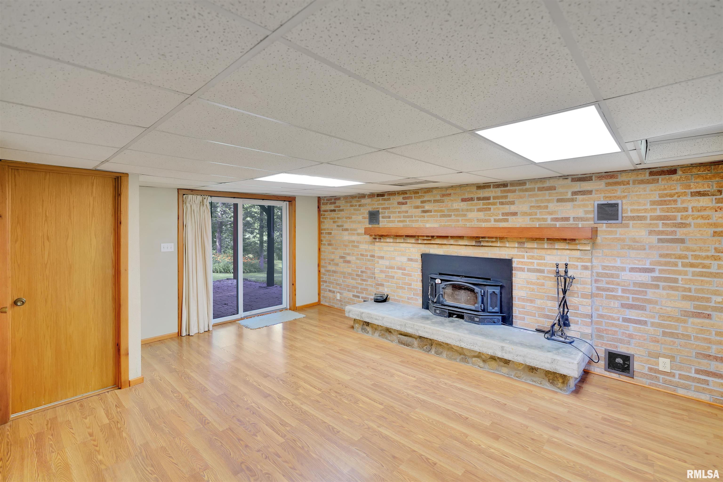 21210 Silver Creek Road Farmington, IL 61531 - Photo 35 of 62 Gallery Image 35