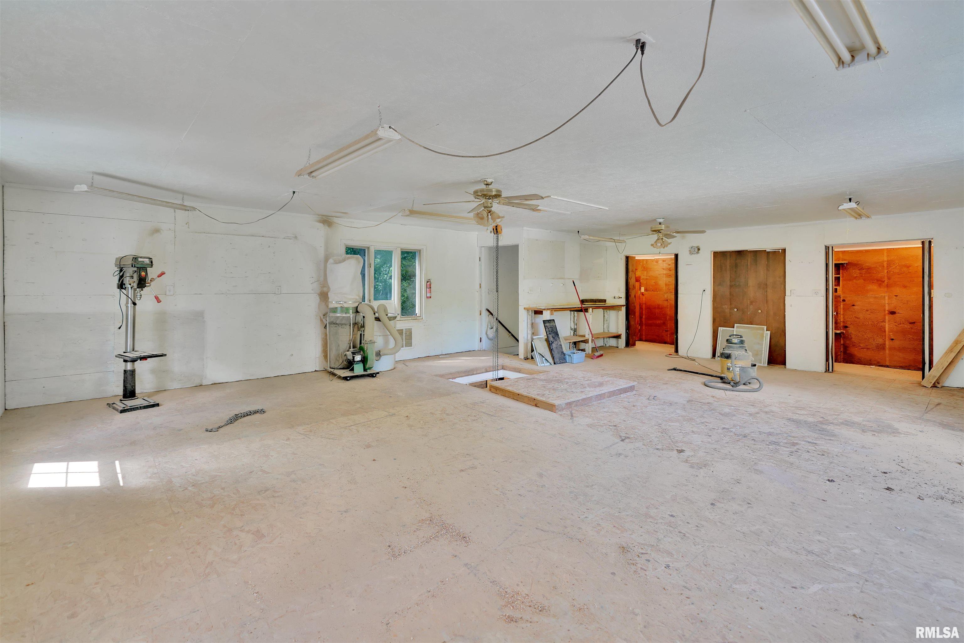21210 Silver Creek Road Farmington, IL 61531 - Photo 52 of 62 Gallery Image 52