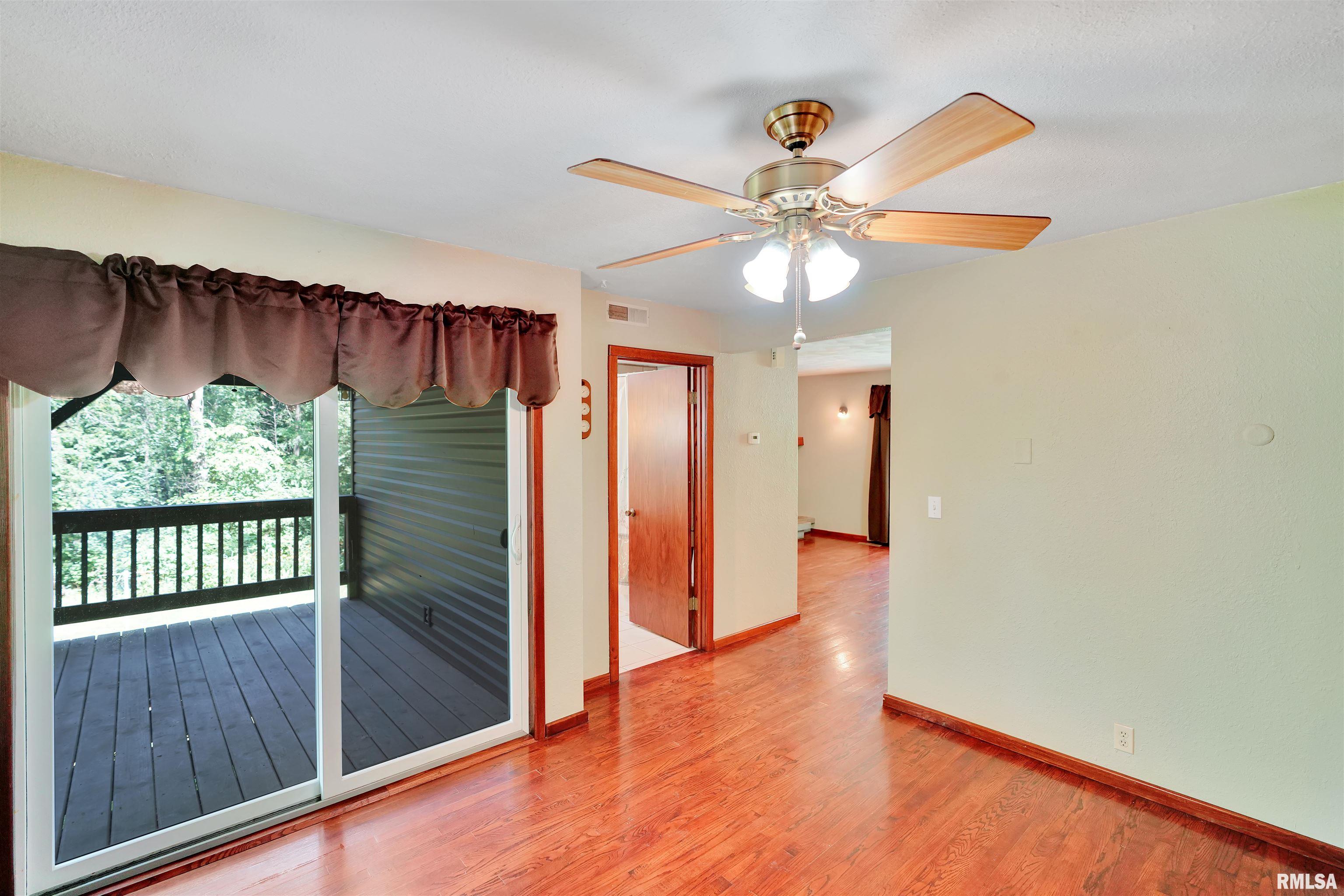 21210 Silver Creek Road Farmington, IL 61531 - Photo 9 of 62 Gallery Image 9