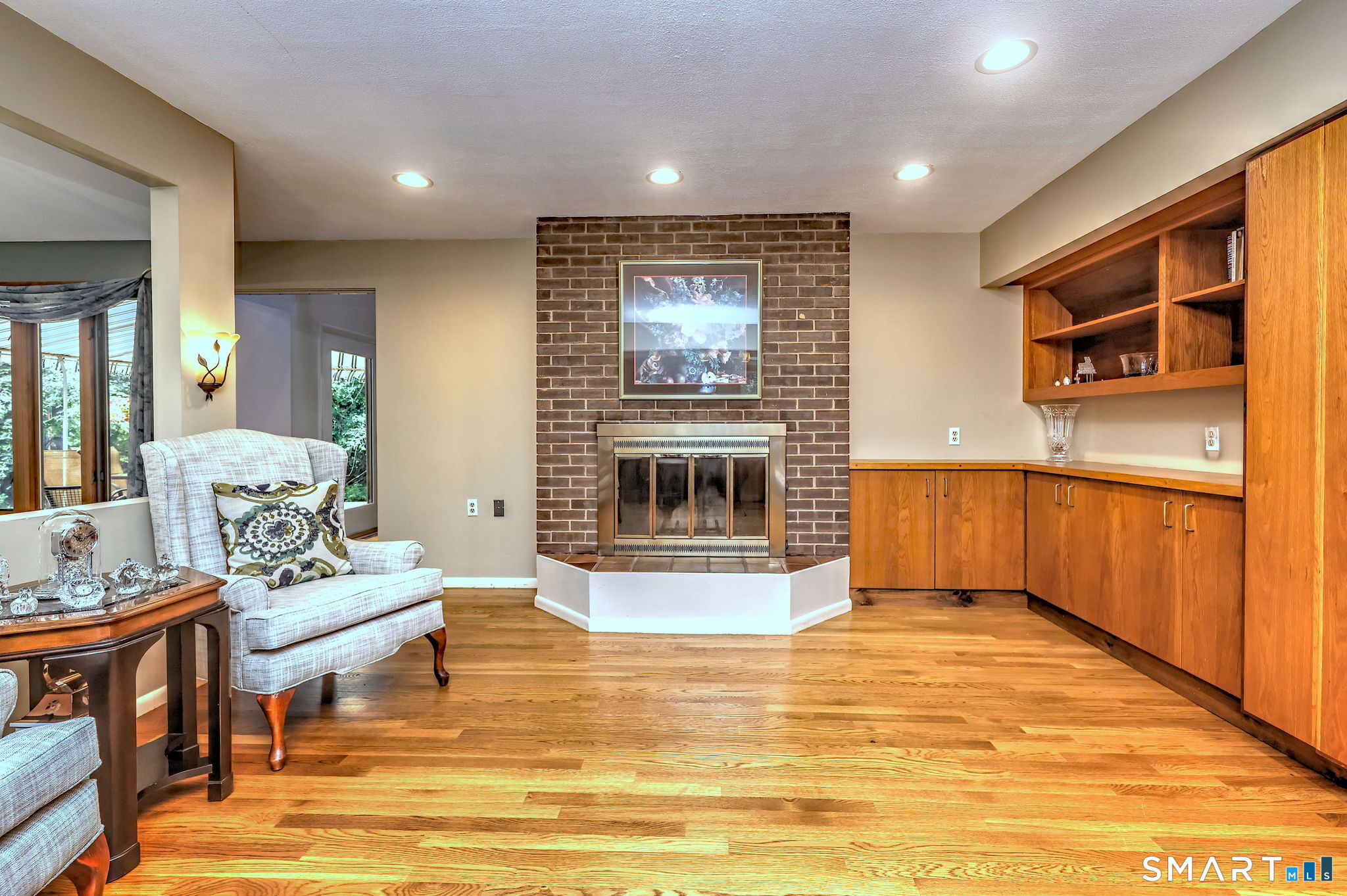 151 Cheshire Road Bethany, CT 06524 - Photo 11 of 40