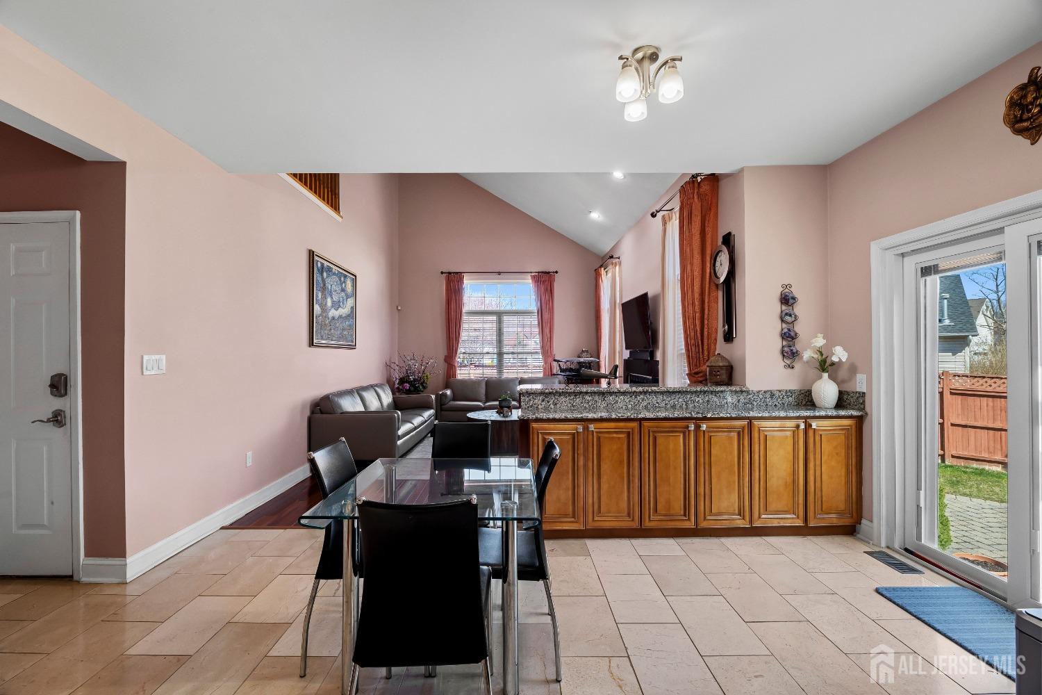 9 Yorktown Road Monmouth Junction, NJ 08852 - Photo 16 of 55 Gallery Image 16