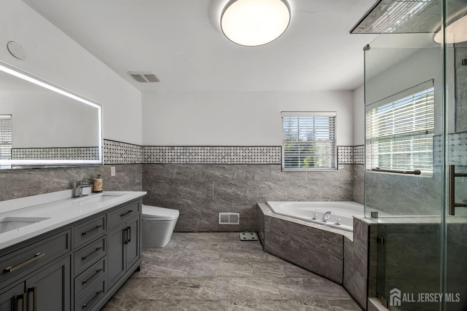 9 Yorktown Road Monmouth Junction, NJ 08852 - Photo 25 of 55 Gallery Image 25