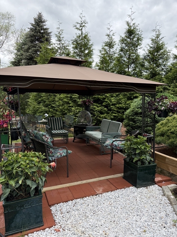 297 Providence Road Grafton, MA 01560 - Photo 13 of 38