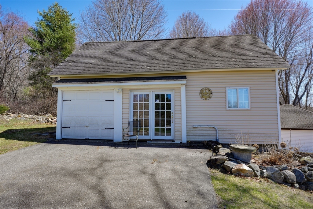 297 Providence Road Grafton, MA 01560 - Photo 25 of 38
