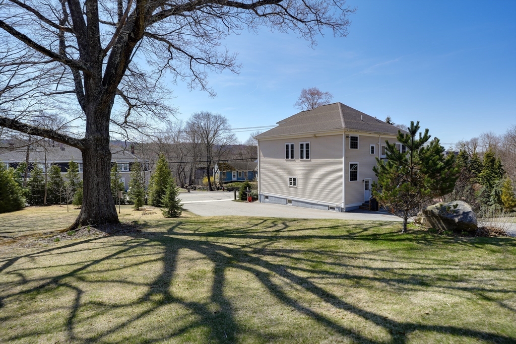 297 Providence Road Grafton, MA 01560 - Photo 4 of 38