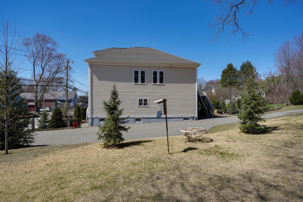 297 Providence Road Grafton, MA 01560 - Photo 5 of 38