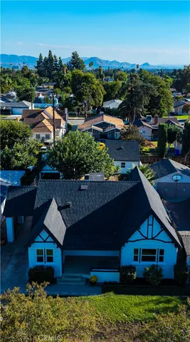a house view with a garden