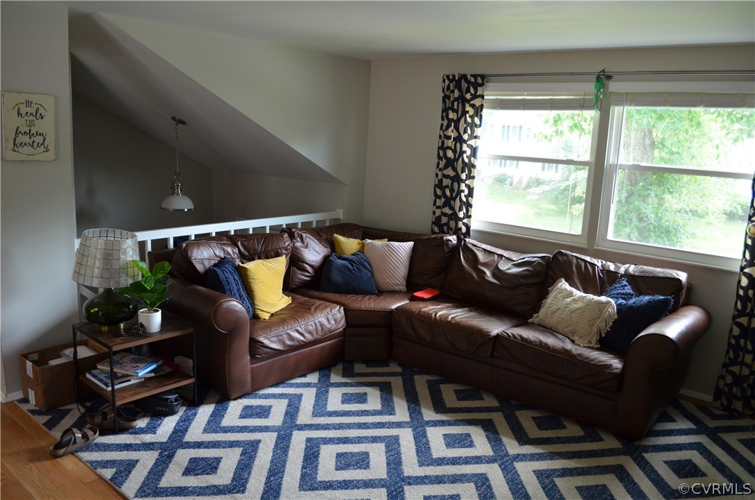 2308 Cox Road Henrico, VA 23233 - Photo 3 of 20 Gallery Image 3