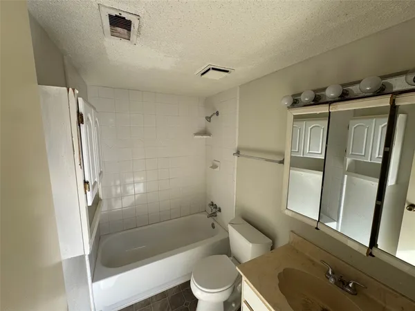 a view of a room with an empty space