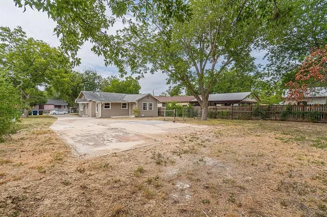 $1,700 | 129 Koehler Court, San Antonio, TX 78223