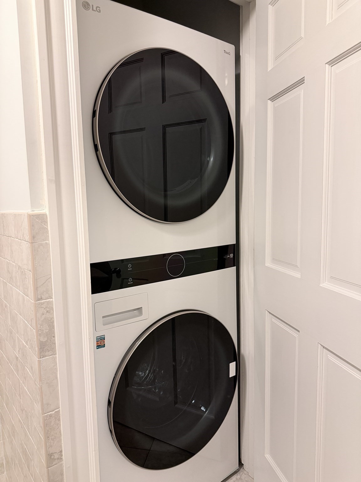 2-4 Peabody Road, Unit 2 Stoneham, MA 02180 - Photo 14 of 16 Gallery Image 14