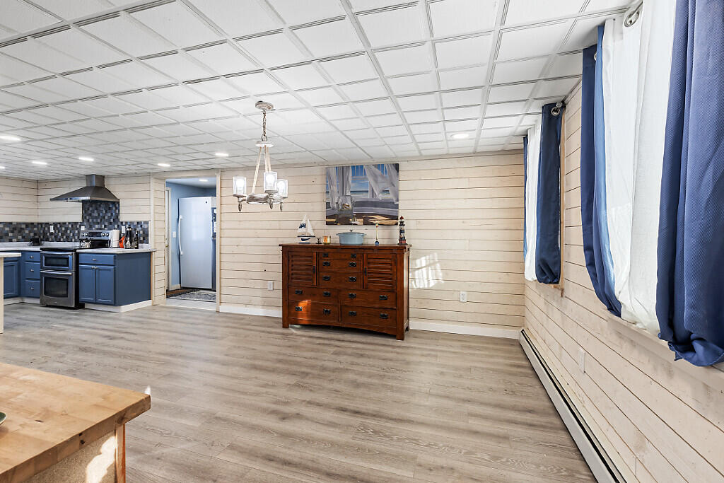 1097 Main Street Readfield, ME 04355 - Photo 13 of 55 05_BP5A0318_DxO_mls