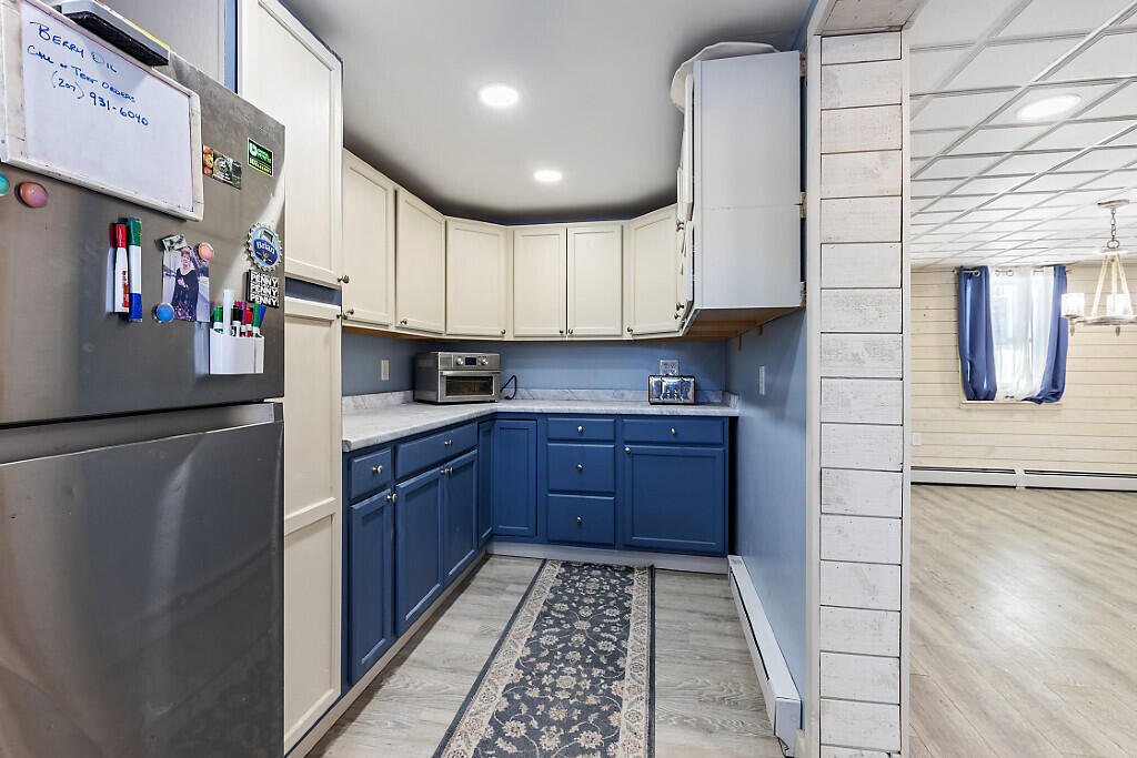 1097 Main Street Readfield, ME 04355 - Photo 14 of 55 20_BP5A0363_DxO_mls