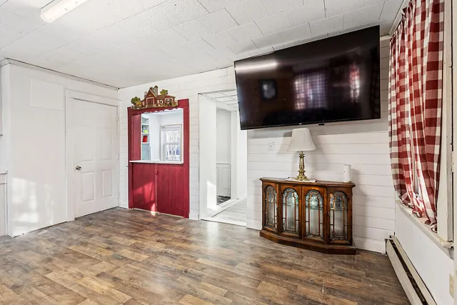 $379,000 | 1097 Main Street, Readfield, ME 04355