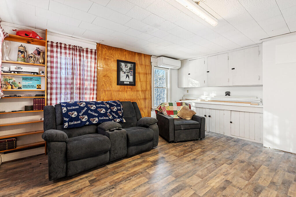 1097 Main Street Readfield, ME 04355 - Photo 26 of 55 14_BP5A0345_DxO_mls