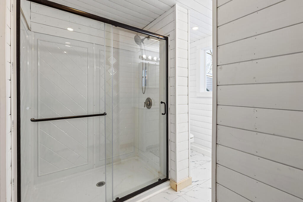 1097 Main Street Readfield, ME 04355 - Photo 34 of 55 45_BP5A0438_DxO_mls