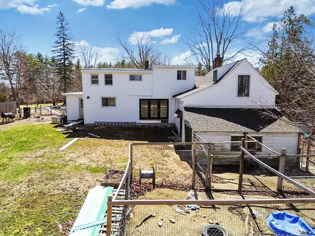 $379,000 | 1097 Main Street, Readfield, ME 04355