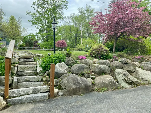 $379,000 | 1097 Main Street, Readfield, ME 04355