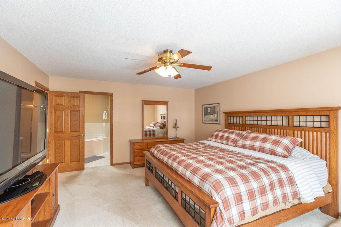 5933 26th Avenue Northwest Rochester, MN 55901 - Photo 15 of 24