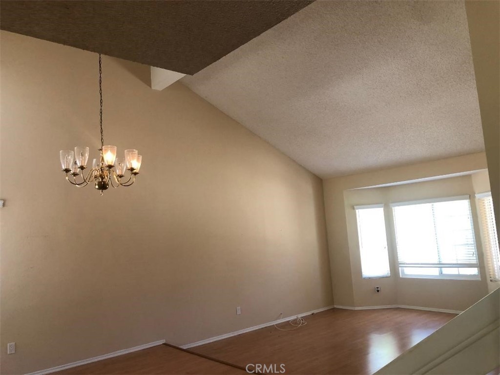 957 Silvertip Drive Diamond Bar, CA 91765 - Photo 2 of 14 a view of a livingroom with a window