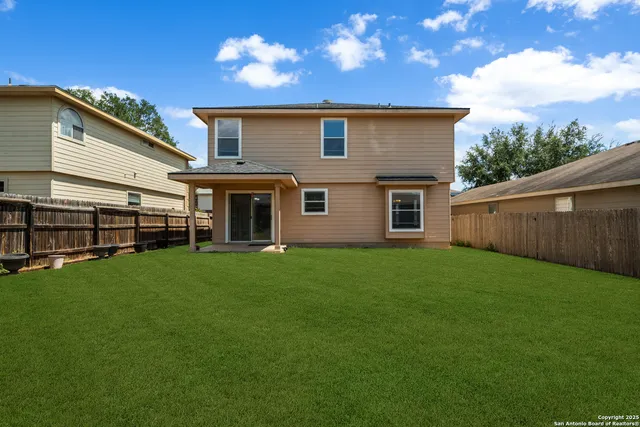 $1,850 | 10411 Artesia, Universal City, TX 78148