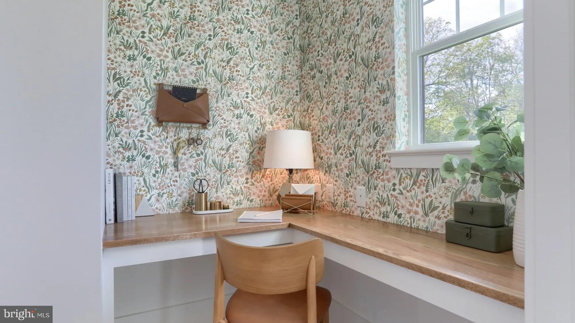 100 Flora Boulevard Lebanon, PA 17042 - Photo 14 of 24 a living room with furniture and a window