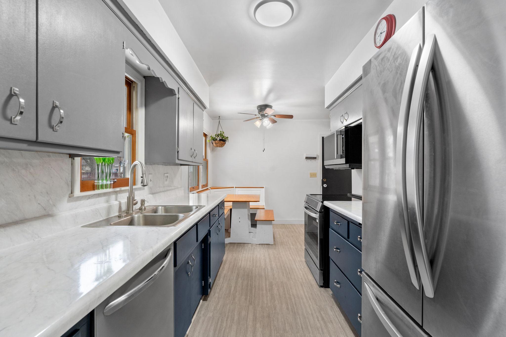 219 Demar Avenue Shoreview, MN 55126 - Photo 15 of 45