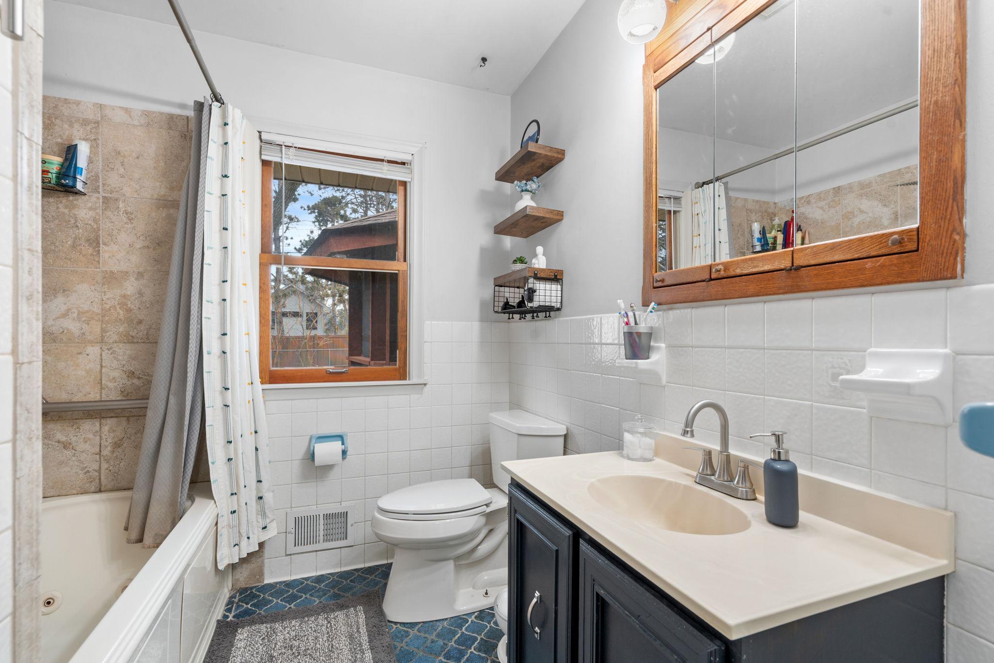 219 Demar Avenue Shoreview, MN 55126 - Photo 22 of 45