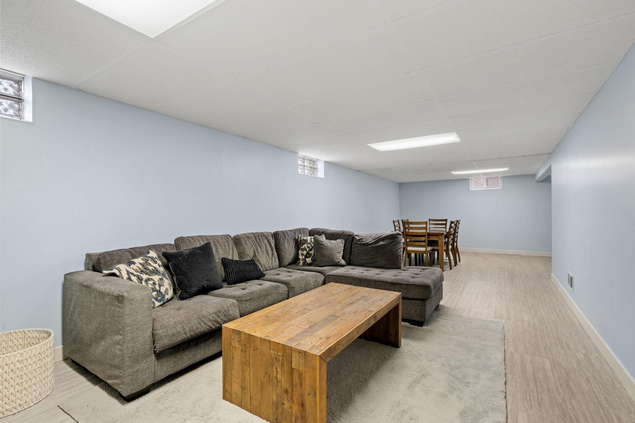 219 Demar Avenue Shoreview, MN 55126 - Photo 28 of 45