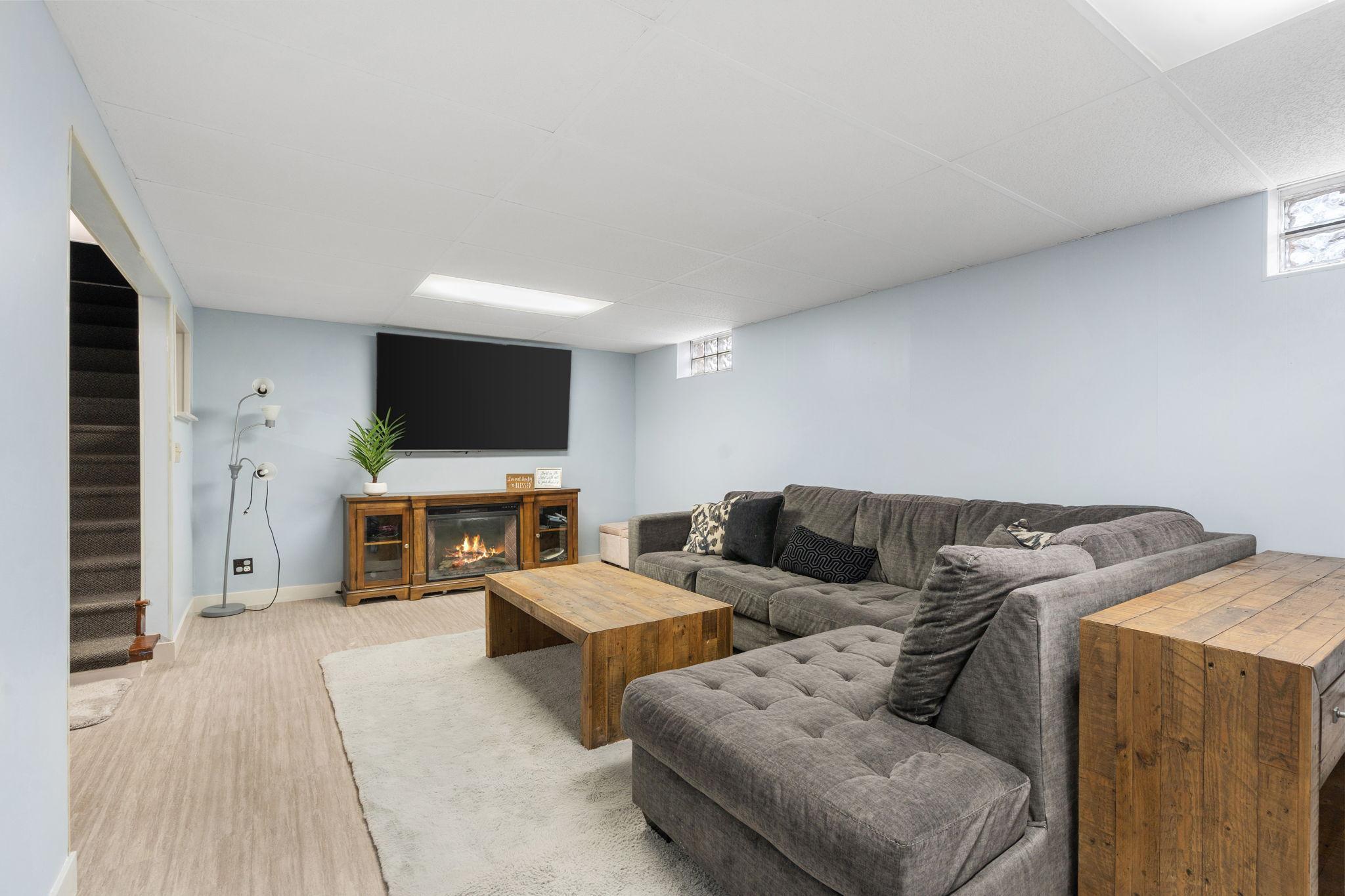 219 Demar Avenue Shoreview, MN 55126 - Photo 29 of 45