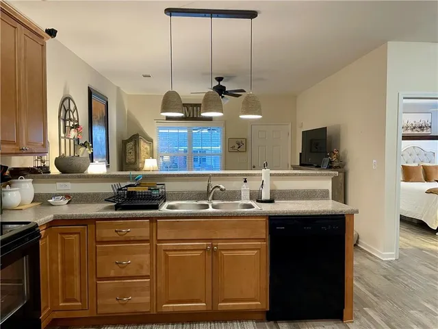 $289,000 | 150 Old Mill Road, Unit 329, Cartersville, GA 30120