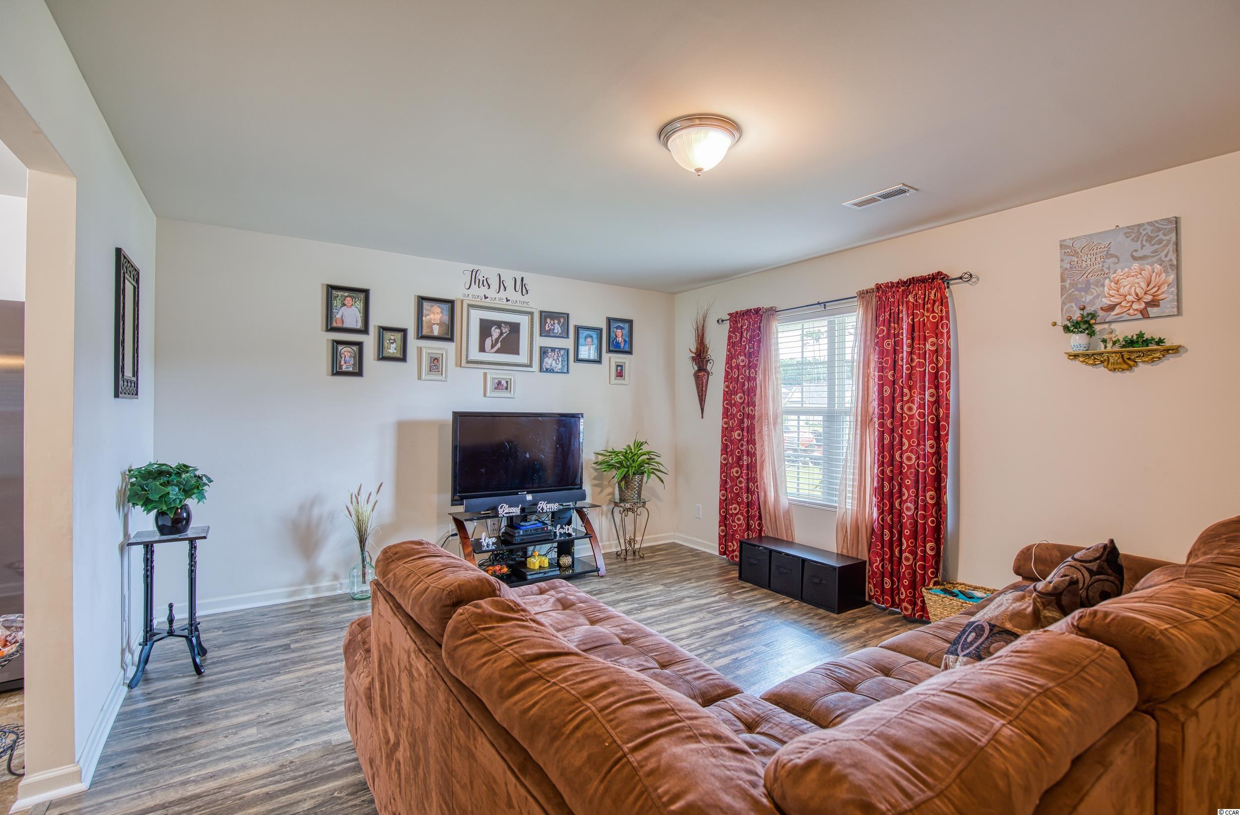 150 Winding Path Drive Loris, SC 29569 - Photo 5 of 39 Gallery Image 5