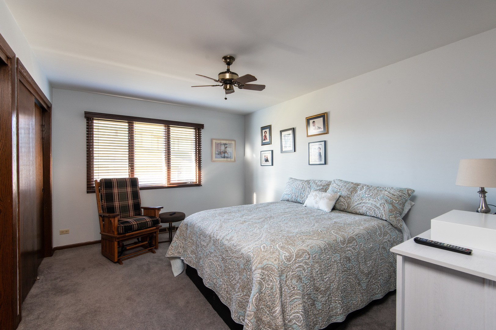 13530 South Monaghan Road Homer Glen, IL 60491 - Photo 22 of 45 a bedroom with a bed and a table chair