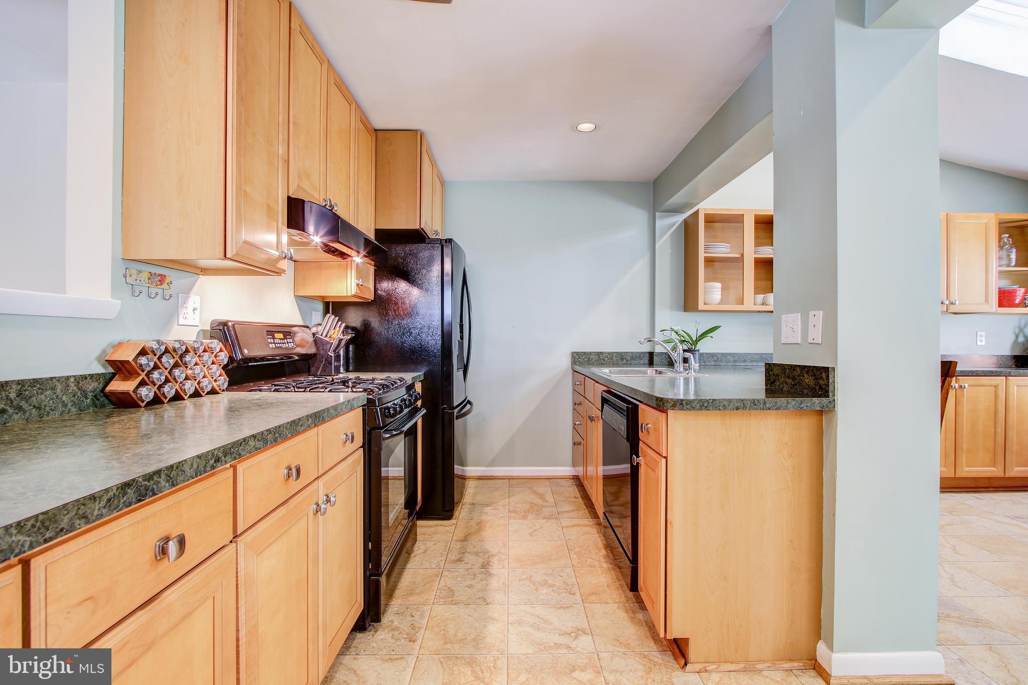 10715 Glenwild Road Silver Spring, MD 20901 - Photo 18 of 33