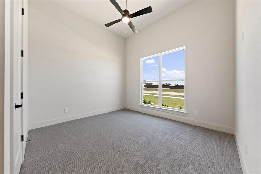 461 Whispering Way Red Oak, TX 75154 - Photo 20 of 35