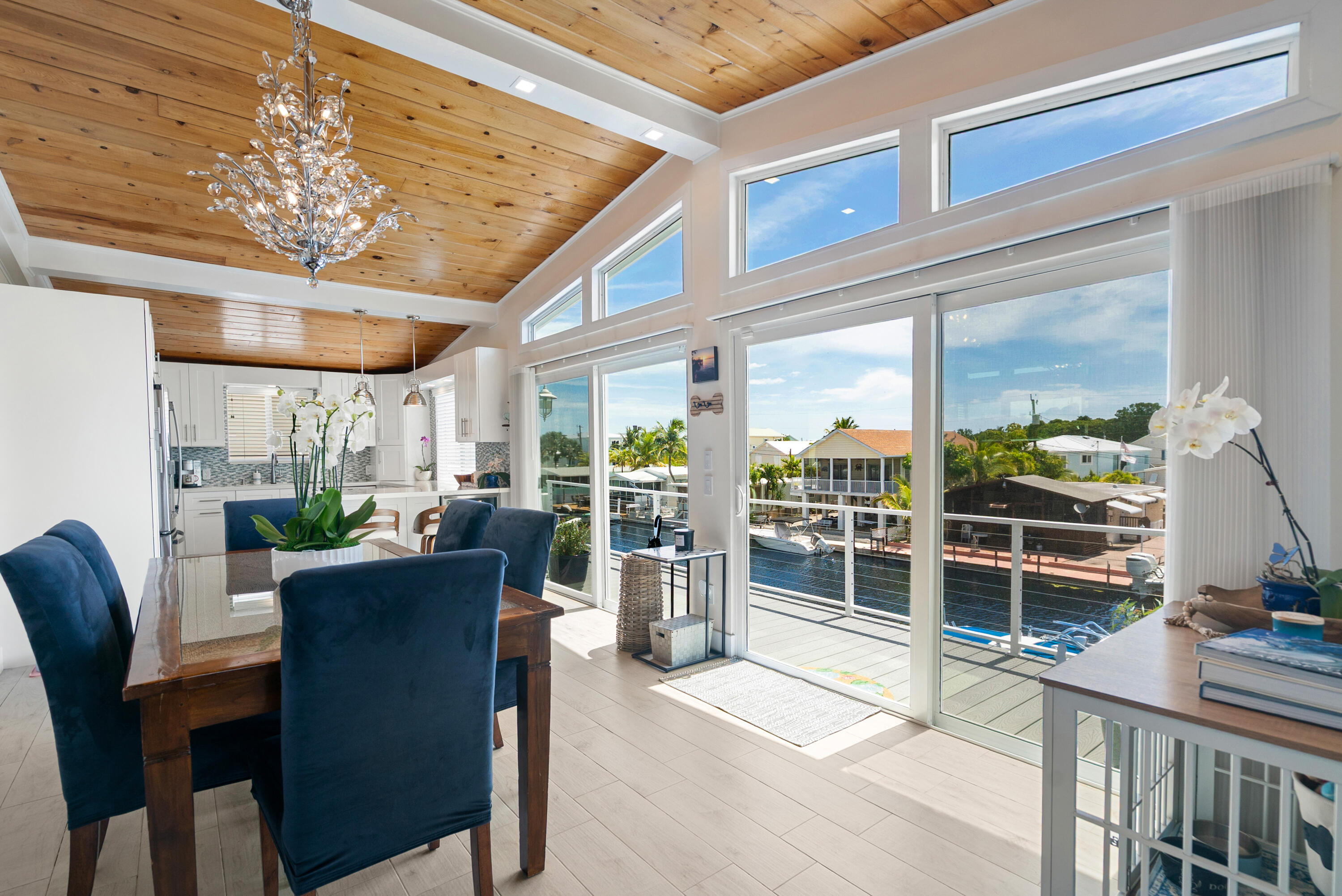 1 Snipe Road Key Largo, FL 33037 - Photo 4 of 44 Light and bright