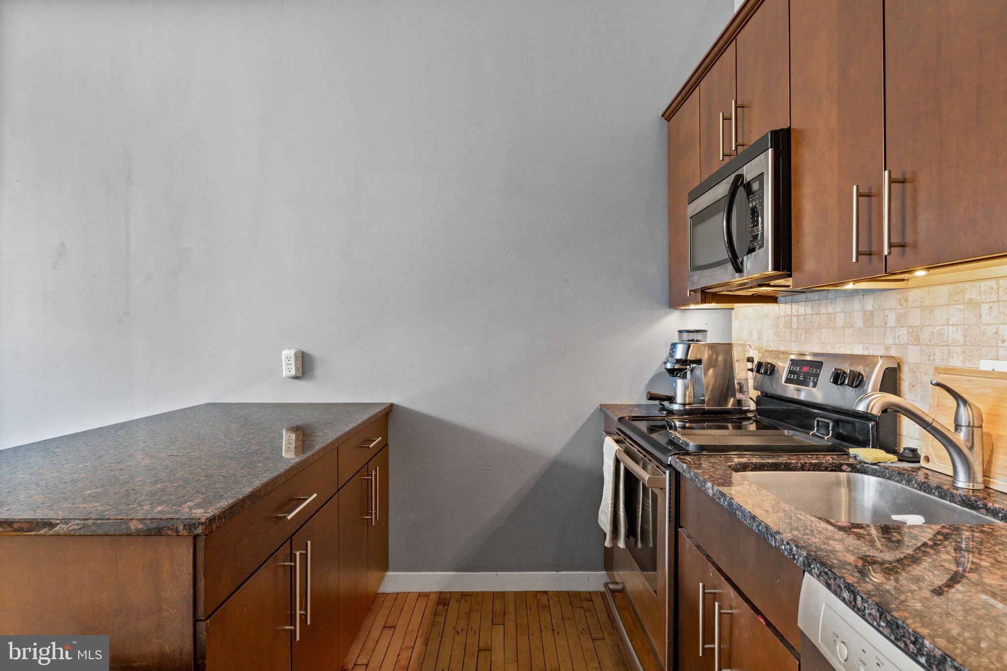 1201 Fitzwater Street, Unit 211 Philadelphia, PA 19147 - Photo 10 of 54