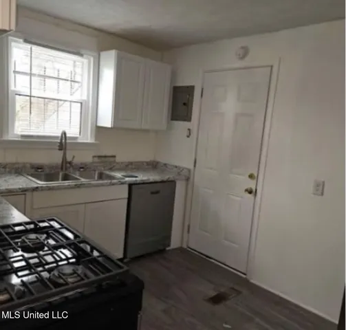 $74,500 | 1215 Lawnview Place, Jackson, MS 39203